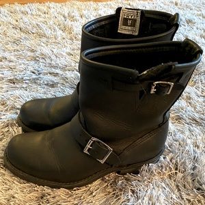 Frye Engineer Boots 8R Ankle Boots Black 7.5 🖤 Moto